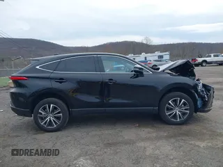 2024 Toyota Venza LE z VIN JTEAAAAH6RJ183273, wystawiony jako IAAI lot #41959064 z przebiegiem 7 497 mil mil oraz . Historia ofert i sprzedaży dostępna na DreamBid. Obrazek 13.