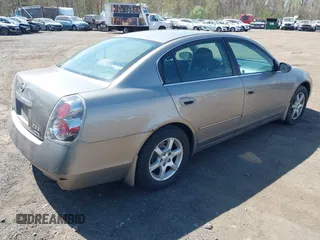 2006 Nissan Altima S with VIN 1N4AL11E76N414440, listed as a IAAI auction lot 42102394 with 153,079 mi miles and . Bid and sale history available at DreamBid. Image 4.