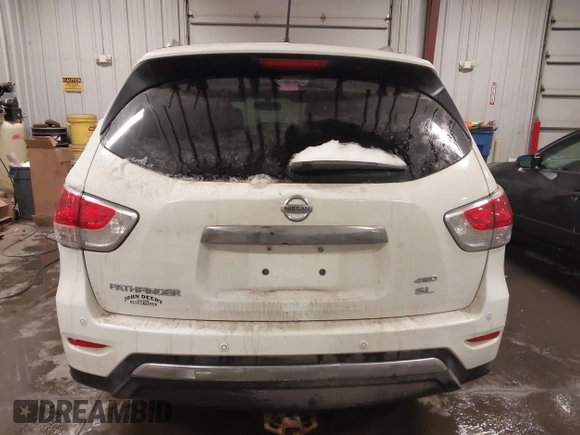 2015 Nissan Pathfinder SV z VIN 5N1AR2MM6FC707562, wystawiony jako IAAI lot #41583888 z przebiegiem 145 000 mil mil oraz . Historia ofert i sprzedaży dostępna na DreamBid. Obrazek 16.
