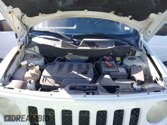 2012 Jeep Patriot Limited z VIN 1C4NJPCB0CD540406, wystawiony jako IAAI lot #41424558 z przebiegiem 148 040 mil mil oraz . Historia ofert i sprzedaży dostępna na DreamBid. Obrazek 10.