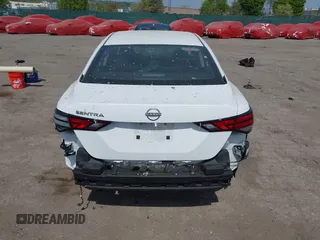 2024 Nissan Sentra S z VIN 3N1AB8BV2RY289474, wystawiony jako IAAI lot #42119543 z przebiegiem 17 576 mil mil oraz . Historia ofert i sprzedaży dostępna na DreamBid. Obrazek 16.