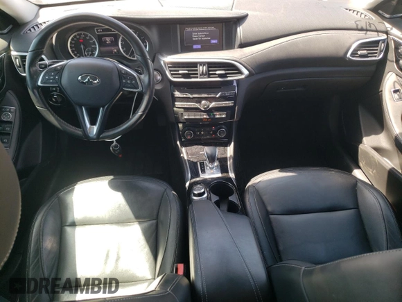 2017 Infiniti QX30 Premium with VIN SJKCH5CR6HA026036, listed as a Copart auction lot 60285085 with 46,777 mi miles and Salvage title. Bid and sale history available at DreamBid. Image 8.