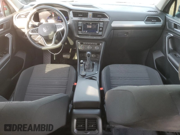 2023 Volkswagen Tiguan S с VIN 3VVFB7AX8PM107055, выставлен на аукционе Copart как лот 86706164 с пробегом 13 194 миль миль и Списание • Salvage title. История ставок и продаж доступна на DreamBid. Изображение 8.
