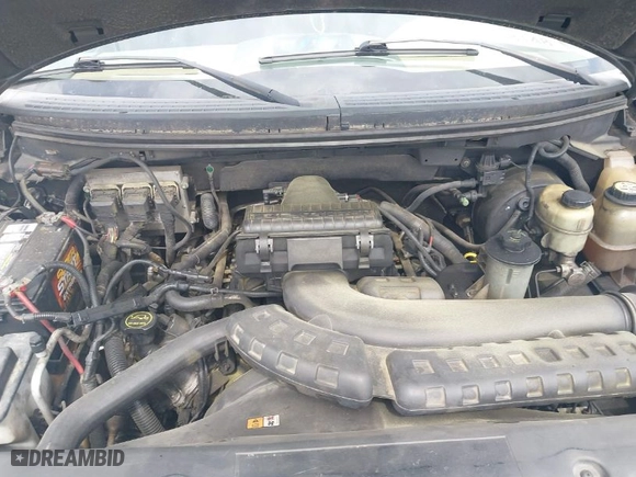 2004 Ford F-150 XLT with VIN 1FTPW14534KB78908, listed as a IAAI auction lot 41953944 with 334,411 mi miles. Bid and sale history available at carsss.com. Image 10.