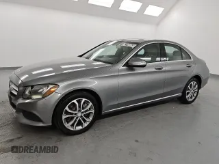 2015 Mercedes-Benz C 300 Luxury с VIN 55SWF4KB6FU010491, выставлен на аукционе Copart как лот 62700065 с пробегом 152 362 миль миль и Чистый • Clean title. История ставок и продаж доступна на DreamBid. Изображение 1.