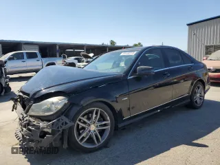 2012 Mercedes-Benz C 250 Sport z VIN WDDGF4HB2CR223351, wystawiony jako Copart lot #60538315 z przebiegiem 137 032 mil mil oraz Szkoda całkowita • Salvage title. Historia ofert i sprzedaży dostępna na DreamBid. Obrazek 1.