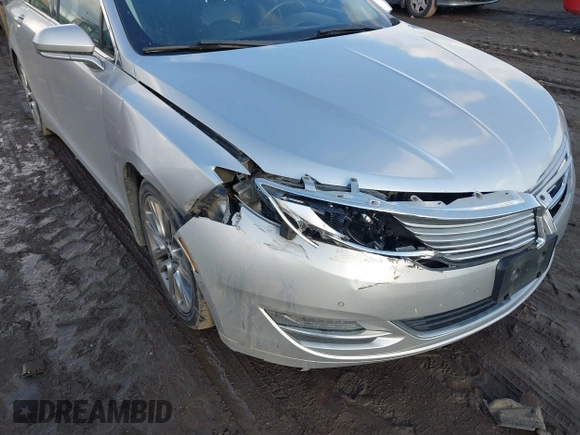 2013 Lincoln MKZ with VIN 3LN6L2JK4DR806860, listed as a IAAI auction lot 41448081 with 159,665 mi miles. Bid and sale history available at carsss.com. Image 6.