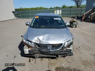 2015 Honda Civic SE z VIN 19XFB2F77FE246287, wystawiony jako Copart lot #56476495 z przebiegiem 218 009 mil mil oraz Szkoda całkowita • Salvage title. Historia ofert i sprzedaży dostępna na DreamBid. Obrazek 5.