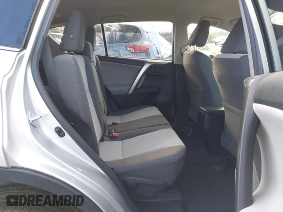 2015 Toyota RAV4 LE with VIN JTMBFREV3FJ039331, listed as a IAAI auction lot 41650536 with 155,127 mi miles. Bid and sale history available at carsss.com. Image 8.