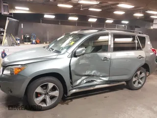 2008 Toyota RAV4 with VIN JTMBD33V685161926, listed as a IAAI auction lot 42041950 with 160,153 mi miles. Bid and sale history available at carsss.com. Image 6.