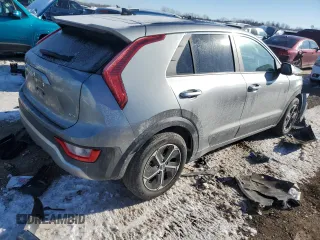 2024 Kia Niro LX with VIN KNDCP3LE6R5144590, listed as a Copart auction lot 45903335 with 30,688 mi miles and Salvage Title. Bid and sale history available at carsss.com. Image 3.