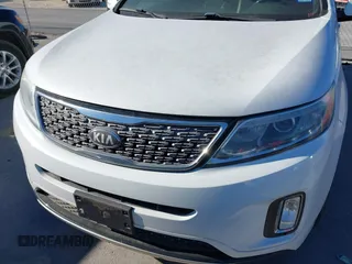 2014 Kia Sorento SX with VIN 5XYKW4A79EG503666, listed as a IAAI auction lot 41270621 with 189,462 mi miles. Bid and sale history available at carsss.com. Image 6.