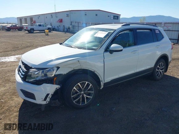 2020 Volkswagen Tiguan SE with VIN 3VV2B7AXXLM053170, listed as a IAAI auction lot 42203372 with 112,794 mi miles and . Bid and sale history available at DreamBid. Image 18.