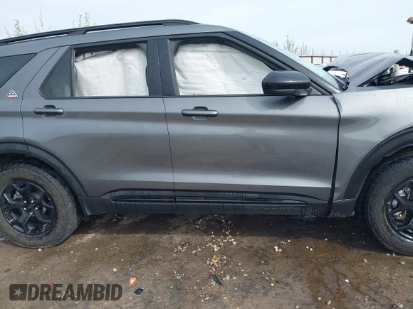 2023 Ford Explorer Timberline z VIN 1FMSK8JH1PGB87848, wystawiony jako IAAI lot #42099995 z przebiegiem 28 456 mil mil oraz . Historia ofert i sprzedaży dostępna na DreamBid. Obrazek 13.