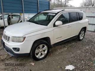 2014 Jeep Compass Latitude with VIN 1C4NJCEB6ED659912, listed as a Copart auction lot 84479464 with 187,311 mi miles and Salvage Title. Bid and sale history available at carsss.com. Image 1.