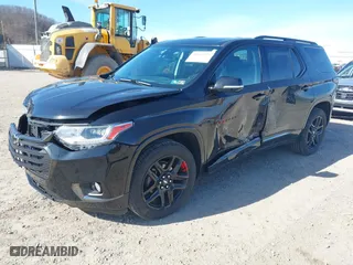 2018 Chevrolet Traverse Premier with VIN 1GNEVJKW7JJ162211, listed as a IAAI auction lot 41842925 with 84,590 mi miles. Bid and sale history available at carsss.com. Image 17.