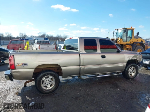 2003 Chevrolet Silverado 1500 with VIN 2GCEK19T431124042, listed as a IAAI auction lot 41252015 with 165,099 mi miles. Bid and sale history available at carsss.com. Image 13.