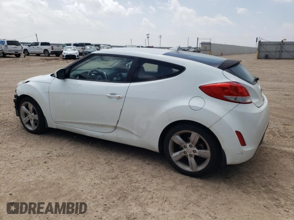2013 Hyundai Veloster w/Black Int z VIN KMHTC6AD3DU085015, wystawiony jako Copart lot #54473595 z przebiegiem 158 966 mil mil oraz Szkoda całkowita • Salvage title. Historia ofert i sprzedaży dostępna na DreamBid. Obrazek 2.