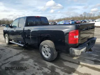 2007 Chevrolet Silverado 1500 1LT with VIN 1GCEK19J37E523723, listed as a Copart auction lot 51957215 with 200,321 mi miles and Salvage Title. Bid and sale history available at DreamBid. Image 2.