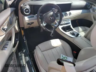 2018 Mercedes-Benz E 400 with VIN WDD1J6GB4JF008005, listed as a Copart auction lot 60060775 with Not provided miles and Salvage title. Bid and sale history available at DreamBid. Image 8.
