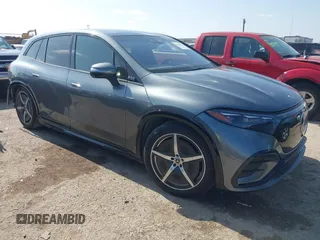 2023 Mercedes-Benz EQS 580 z VIN 4JGDM4EBXPA001843, wystawiony jako IAAI lot #41483727 z przebiegiem 32 893 mil mil oraz . Historia ofert i sprzedaży dostępna na DreamBid. Obrazek 1.