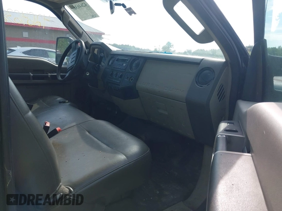 2010 Ford F-250 XL with VIN 1FTNF2B5XAEA77794, listed as a IAAI auction lot 42646385 with 172,394 mi miles and . Bid and sale history available at DreamBid. Image 5.