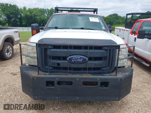 2016 Ford F-250 XL with VIN 1FD7X2B65GEC87433, listed as a IAAI auction lot 42014964 with 527,692 mi miles and . Bid and sale history available at DreamBid. Image 13.