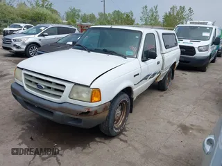 2001 Ford Ranger XL z VIN 1FTYR10D01PB33657, wystawiony jako IAAI lot #42186492 z przebiegiem 144 336 mil mil oraz . Historia ofert i sprzedaży dostępna na DreamBid. Obrazek 2.