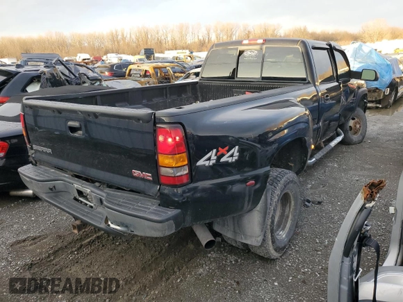 2005 GMC Sierra 3500 DRW Work Trk z VIN 1GTJK33235F863716, wystawiony jako Copart lot #84085004 z przebiegiem 233 369 mil mil oraz Szkoda całkowita • Salvage title. Historia ofert i sprzedaży dostępna na DreamBid. Obrazek 3.