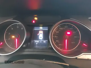2009 Audi A5 z VIN WAUDK78T29A049174, wystawiony jako IAAI lot #42196460 z przebiegiem 171 255 mil mil oraz . Historia ofert i sprzedaży dostępna na DreamBid. Obrazek 7.