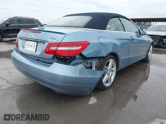2012 Mercedes-Benz E 350 with VIN WDDKK5KF7CF151832, listed as a IAAI auction lot 41572805 with 87,471 mi miles and . Bid and sale history available at DreamBid. Image 4.