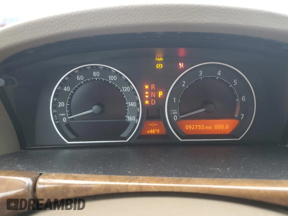 2002 BMW 7 Series 745i z VIN WBAGL63472DP56408, wystawiony jako Copart lot #43949925 z przebiegiem 92 755 mil mil oraz Szkoda całkowita • Salvage title. Historia ofert i sprzedaży dostępna na DreamBid. Obrazek 9.
