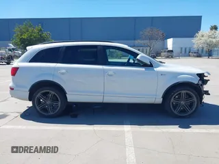 2015 Audi Q7 3.0T S line Prestige with VIN WA1DGAFE0FD027782, listed as a IAAI auction lot 41856552 with 116,563 mi miles. Bid and sale history available at carsss.com. Image 14.
