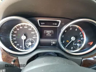 2014 Mercedes-Benz M 350 z VIN 4JGDA5HB4EA384993, wystawiony jako Copart lot #51180755 z przebiegiem 191 412 mil mil oraz Czysty tytuł • Clean title. Historia ofert i sprzedaży dostępna na DreamBid. Obrazek 9.