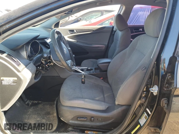 2013 Hyundai Sonata GLS z VIN 5NPEB4AC6DH534595, wystawiony jako Copart lot #87608475 z przebiegiem 190 407 mil mil oraz Szkoda całkowita • Salvage title. Historia ofert i sprzedaży dostępna na DreamBid. Obrazek 7.