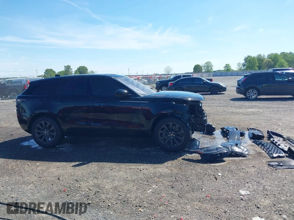 2021 Land Rover Range Rover Velar R-Dynamic S z VIN SALYT2EX8MA298026, wystawiony jako IAAI lot #42005958 z przebiegiem 29 181 mil mil oraz . Historia ofert i sprzedaży dostępna na DreamBid. Obrazek 13.