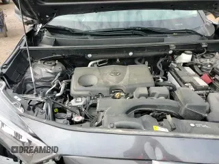 2022 Toyota RAV4 LE z VIN 2T3F1RFVXNW311517, wystawiony jako Copart lot #65086955 z przebiegiem 29 673 mil mil oraz Szkoda całkowita • Salvage title. Historia ofert i sprzedaży dostępna na DreamBid. Obrazek 16.