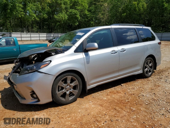 2020 Toyota Sienna SE with VIN 5TDXZ3DC8LS059454, listed as a Copart auction lot 51677934 with 31,414 mi miles and Salvage Title. Bid and sale history available at carsss.com. Image 1.