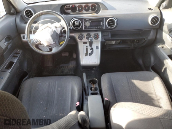 2009 Scion xB z VIN JTLKE50E091087719, wystawiony jako Copart lot #51340995 z przebiegiem 181 978 mil mil oraz Szkoda całkowita • Salvage title. Historia ofert i sprzedaży dostępna na DreamBid. Obrazek 8.