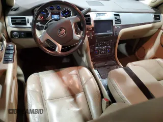 2010 Cadillac Escalade Premium with VIN 1GYUKCEF2AR146420, listed as a Copart auction lot 48102685 with 121,229 mi miles and Clean title. Bid and sale history available at DreamBid. Image 8.