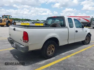 2003 Ford F-150 XL с VIN 1FTRX17253NA21787, выставлен на аукционе IAAI как лот 41963087 с пробегом 317 059 миль миль и . История ставок и продаж доступна на DreamBid. Изображение 4.
