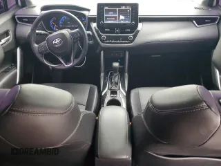 2022 Toyota Corolla Cross XLE with VIN 7MUDAAAG6NV014706, listed as a Copart auction lot 52456065 with 31,041 mi miles and Salvage title. Bid and sale history available at DreamBid. Image 8.