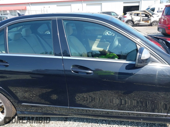 2008 Mercedes-Benz C 350 Sport with VIN WDDGF56X88F045135, listed as a IAAI auction lot 42107349 with 126,012 mi miles and . Bid and sale history available at DreamBid. Image 13.