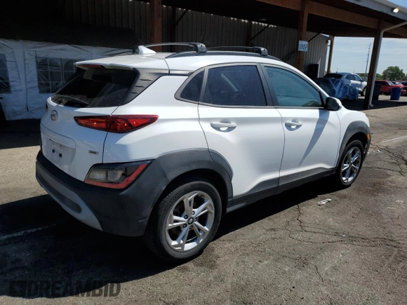 2023 Hyundai Kona SEL с VIN KM8K3CAB7PU929571, выставлен на аукционе Copart как лот 58077185 с пробегом 22 625 миль миль и Списание • Salvage title. История ставок и продаж доступна на DreamBid. Изображение 3.