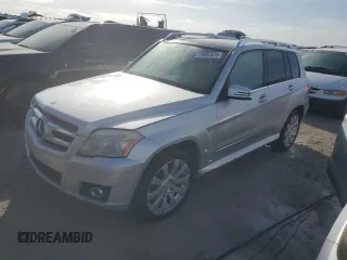 2010 Mercedes-Benz GLK 350 with VIN WDCGG8HB1AF370011, listed as a Copart auction lot 75062374 with Not Provided miles and Non Repairable. Bid and sale history available at DreamBid. Image 1.