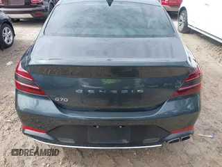 2022 Genesis G70 2.0T with VIN KMTG34TA4NU089672, listed as a IAAI auction lot 41337746 with 30,200 mi miles. Bid and sale history available at carsss.com. Image 17.