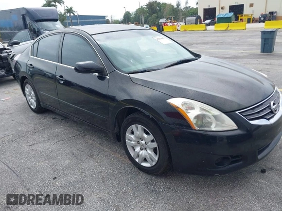 2012 Nissan Altima 2.5 SL with VIN 1N4AL2AP1CN488939, listed as a IAAI auction lot 42011687 with 146,962 mi miles. Bid and sale history available at carsss.com. Image 1.