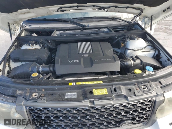 2011 Land Rover Range Rover SC with VIN SALMF1E46BA336730, listed as a Copart auction lot 54917645 with 138,060 mi miles and Clean title. Bid and sale history available at DreamBid. Image 12.