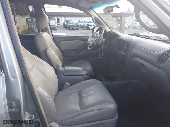 2006 Toyota Sequoia SR5 with VIN 5TDZT34A36S283826, listed as a IAAI auction lot 41724243 with 147,787 mi miles. Bid and sale history available at carsss.com. Image 5.