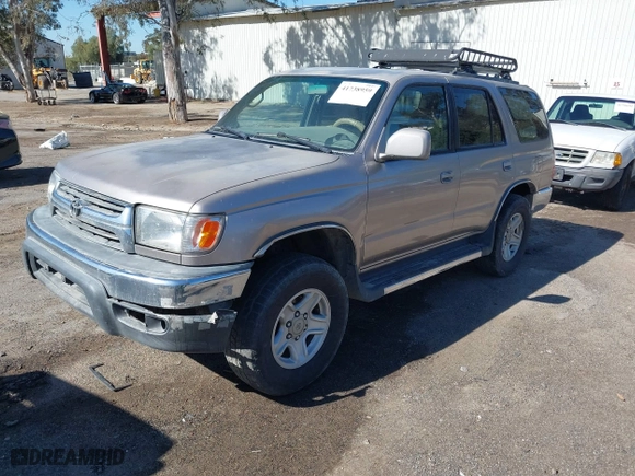 2001 Toyota 4Runner SR5 with VIN JT3GN86R610195788, listed as a IAAI auction lot 41738959 with 241,650 mi miles. Bid and sale history available at carsss.com. Image 2.